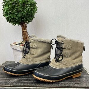 Khombu Black & Tan Fur lined Water Resistant Lace Up Suede & Rubber Boots 7